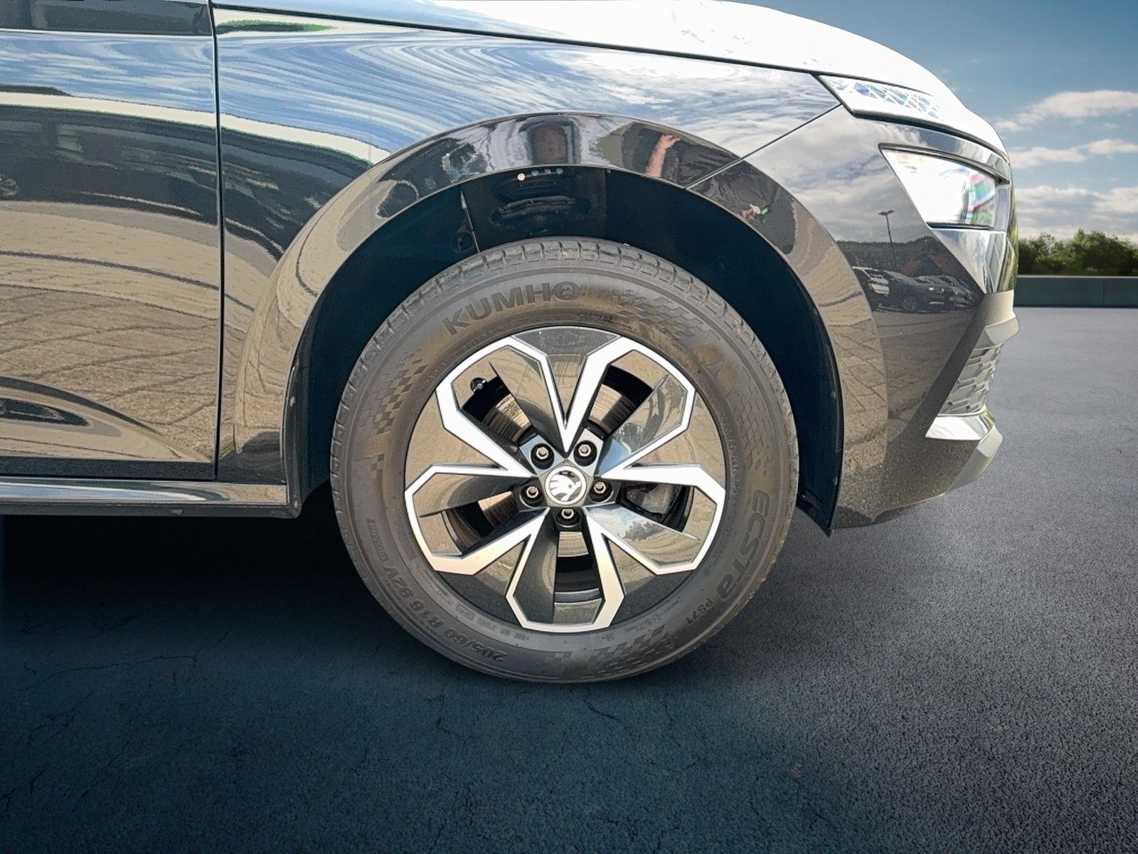 Skoda Kamiq 1.0 TSI DSG Ambition - Samsaru's Car Outlet