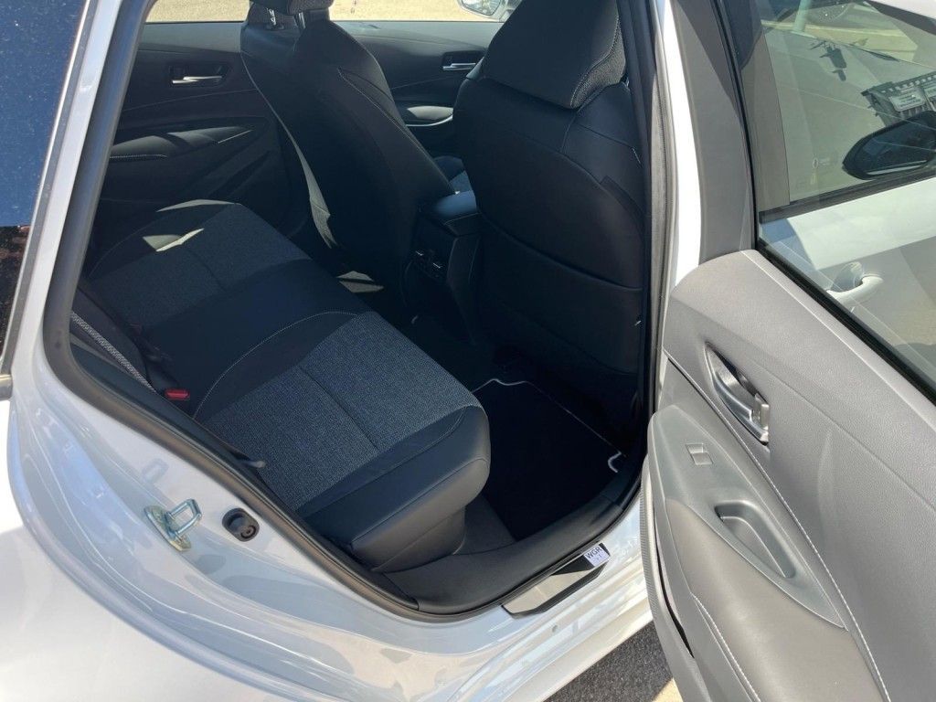 Toyota Corolla 2.0 Hybrid Touring Sports Teamplayer (ZE