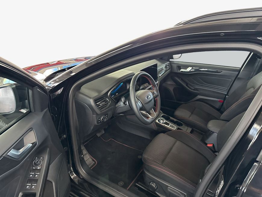 Ford Focus Turnier 1.5 EcoBlue Aut. ST-LINE X,AHK,Ass