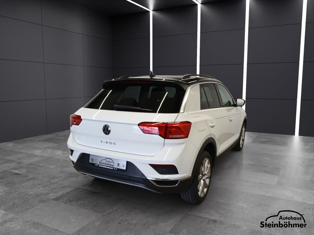 Volkswagen T-ROC United 1.5TSI DSG - Samsaru's Car Outlet
