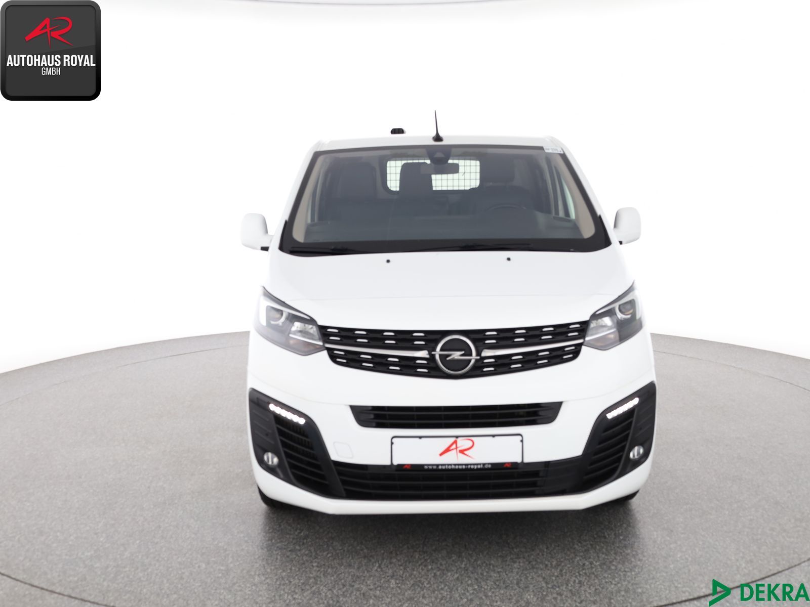 Opel Vivaro 2.0 D CARGO M AUT - Samsaru's Car Outlet