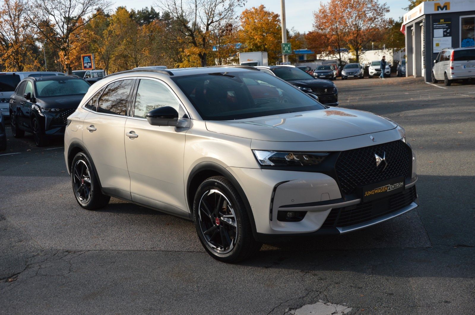 DS Automobiles DS 7 E-Tense 4x4 Perf."PANO"FOCAL"KEYLESS"KAMERA