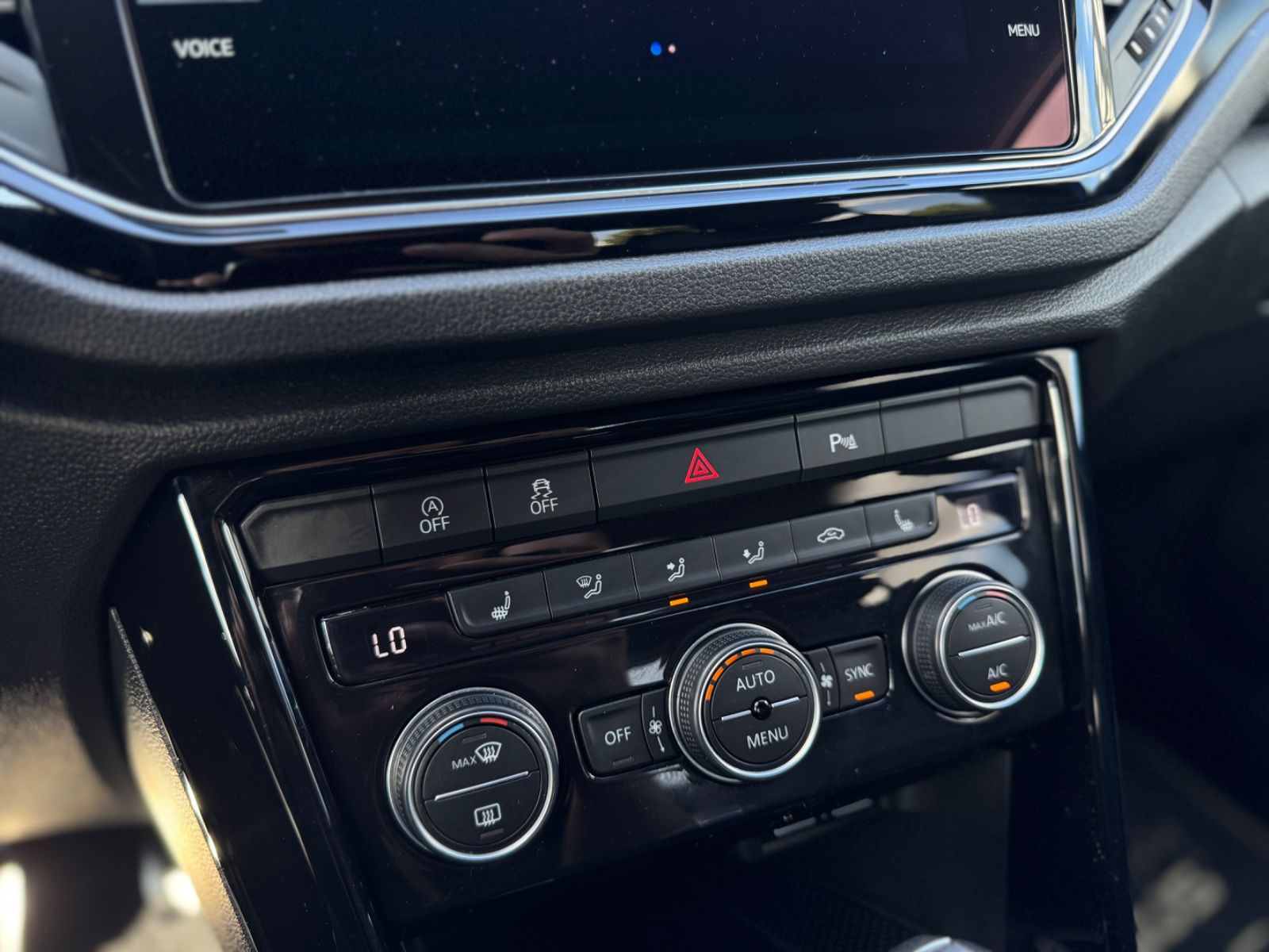 Volkswagen T-Roc R 4Motion - Samsaru's Car Outlet