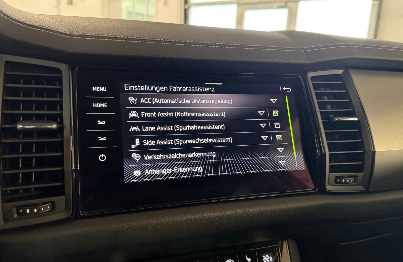 Skoda Kodiaq 2.0 TDI Clever 4x4 DSG LED Navi ACC AHK P