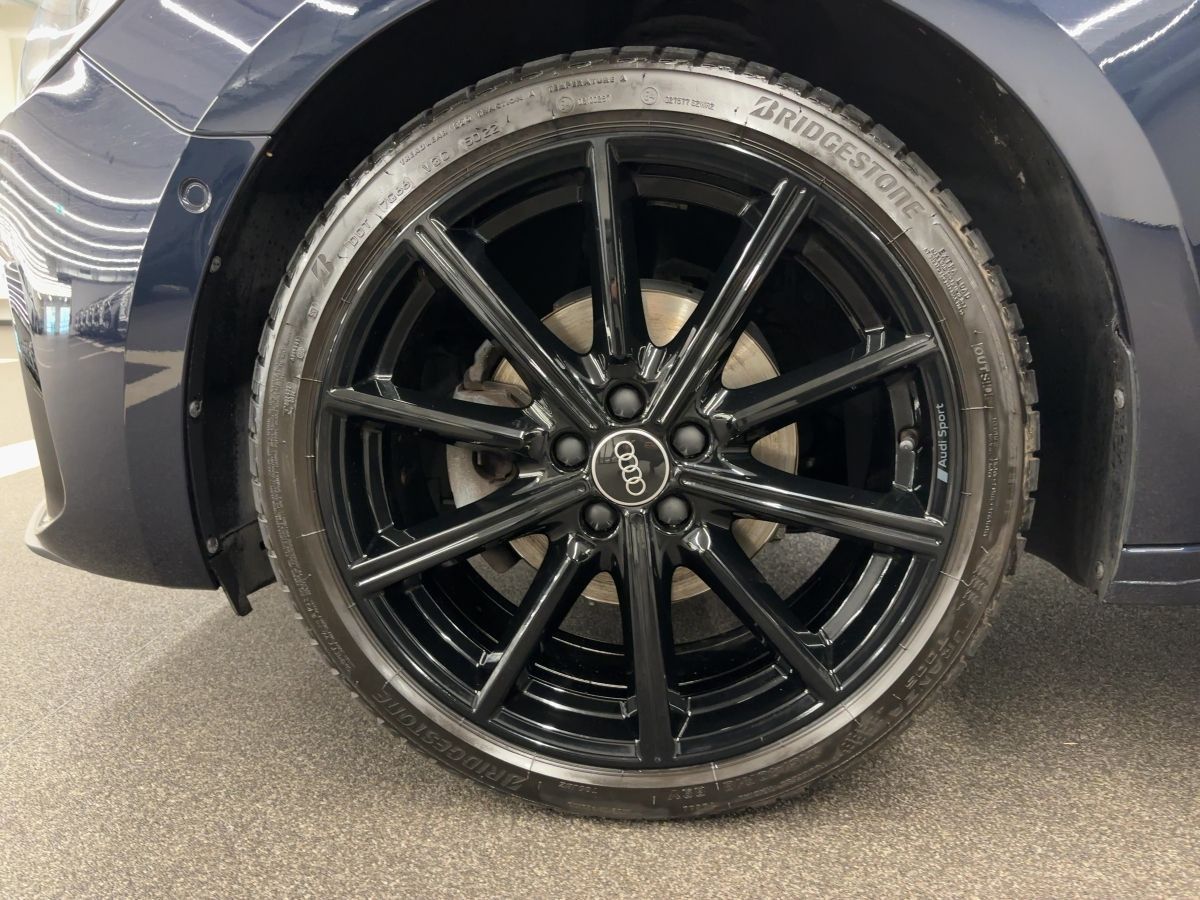 Audi A1 Sportback Advanced 30 TFSI S tr. PDC LED NAVI