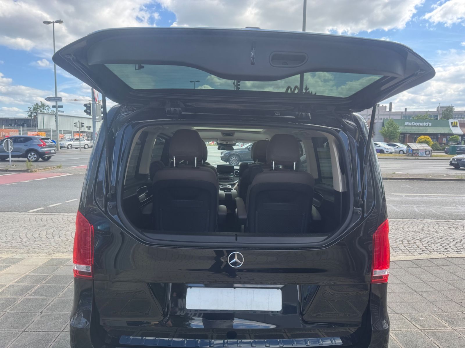 Mercedes-Benz V 250 d EXCLUSIVE EDITION - Samsaru's Car Outlet