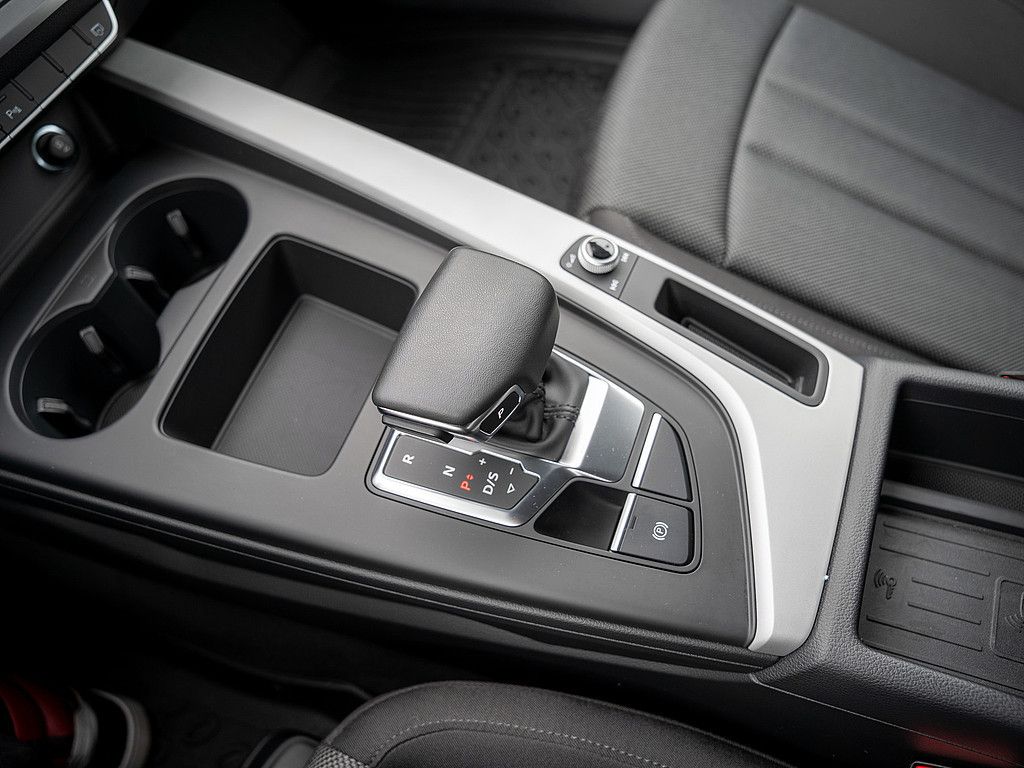 Audi A4 Avant 35 TFSI - Samsaru's Car Outlet