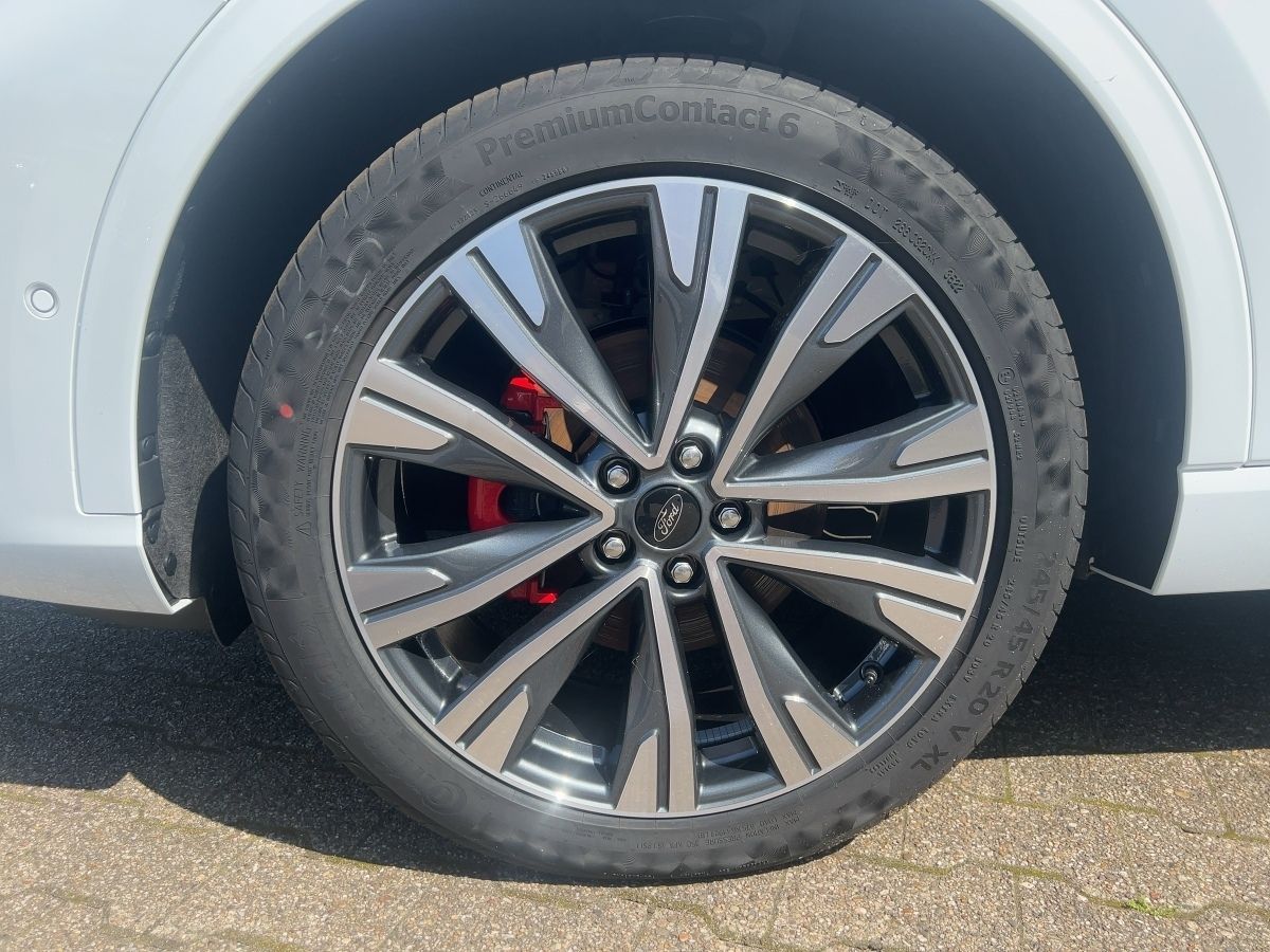 Ford Kuga PHEV St-Line X - Samsaru's Car Outlet