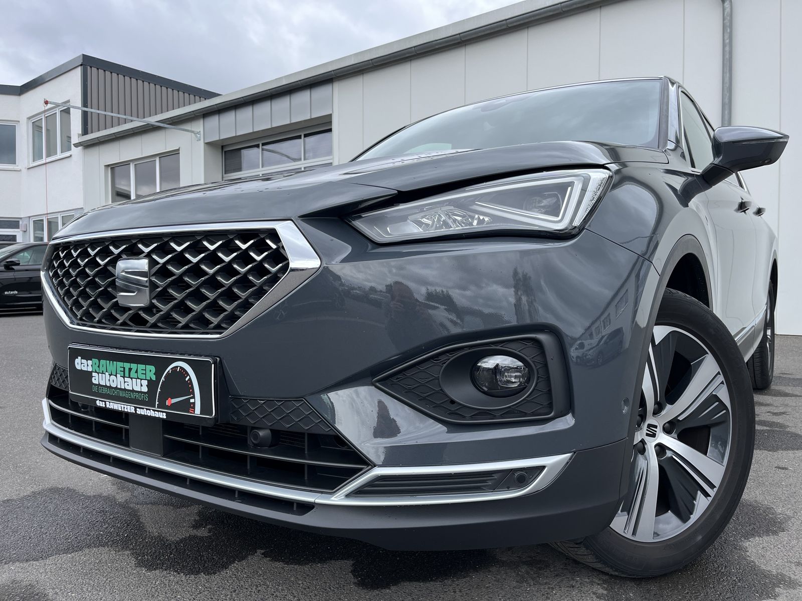 Seat Tarraco 2.0 TDI DSG Xcellence AHK PANO 4xSHZ Nav