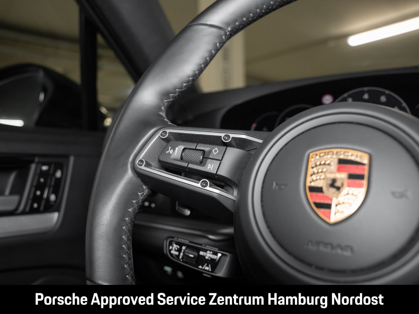 Porsche Cayenne E-Hybrid Coupe PASM BOSE InnoDrive 360°