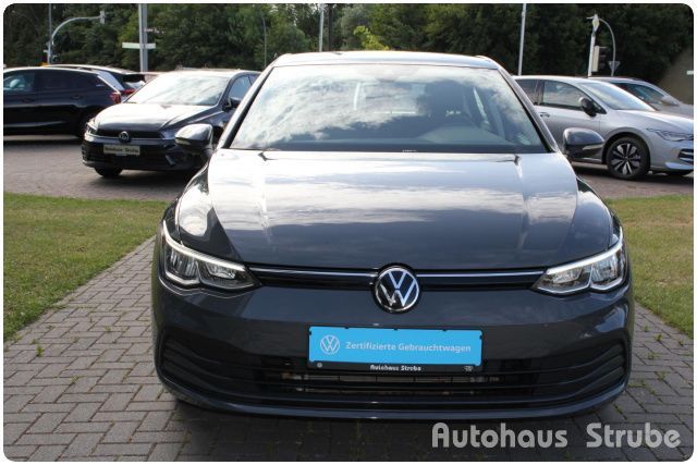 Volkswagen Golf VIII 1.0 TSI - Samsaru's Car Outlet