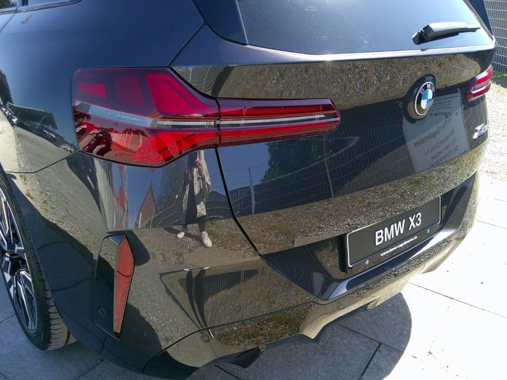 BMW X3 30e xDrive M Sport Pro - Samsaru's Car Outlet
