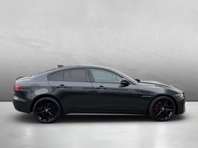 Jaguar XE D200 R-Dynamic HSE HUD StandHZG Navi Leder Me