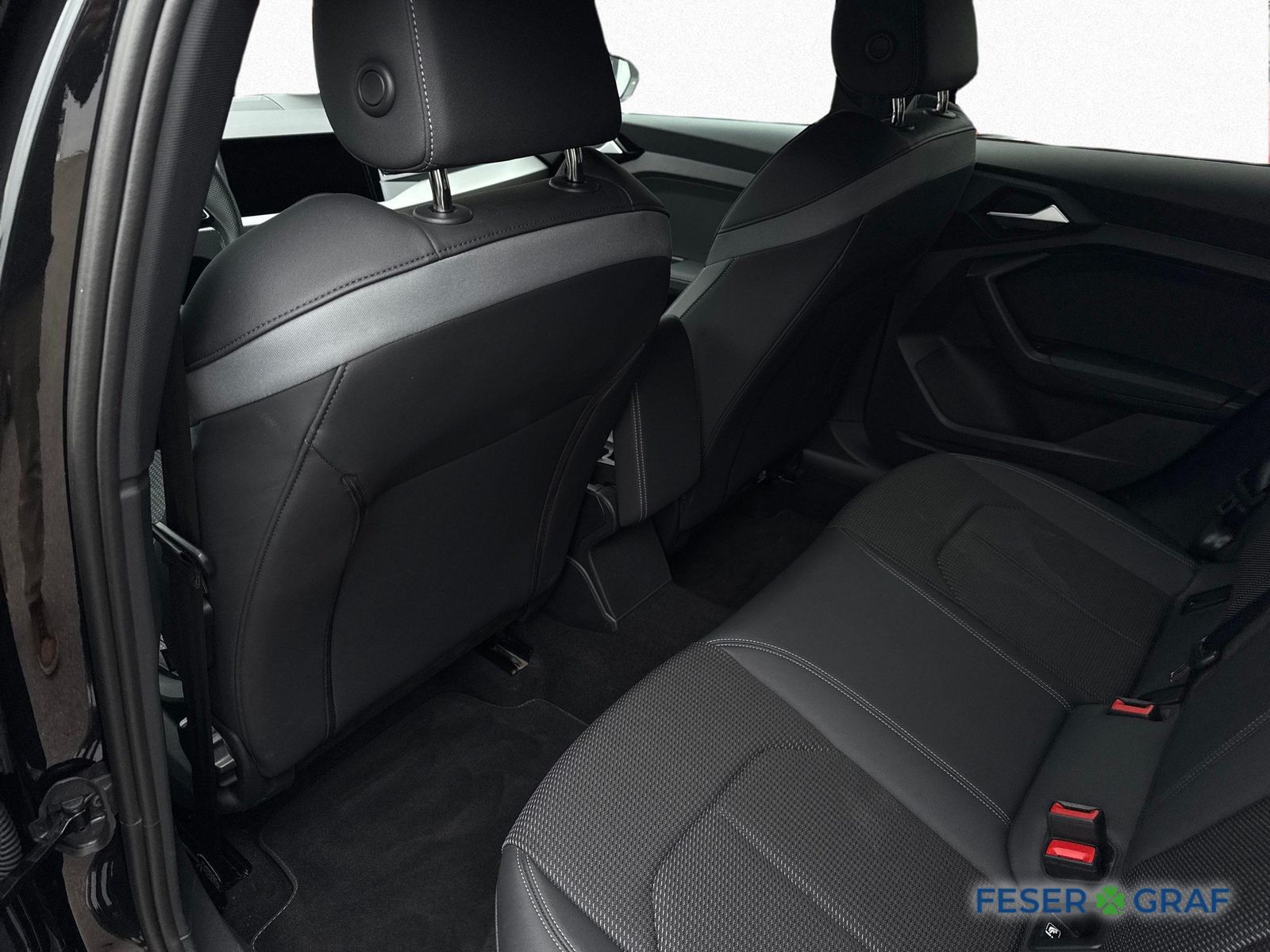 Audi A1 allstreet 35 TFSI S line - Samsaru's Car Outlet