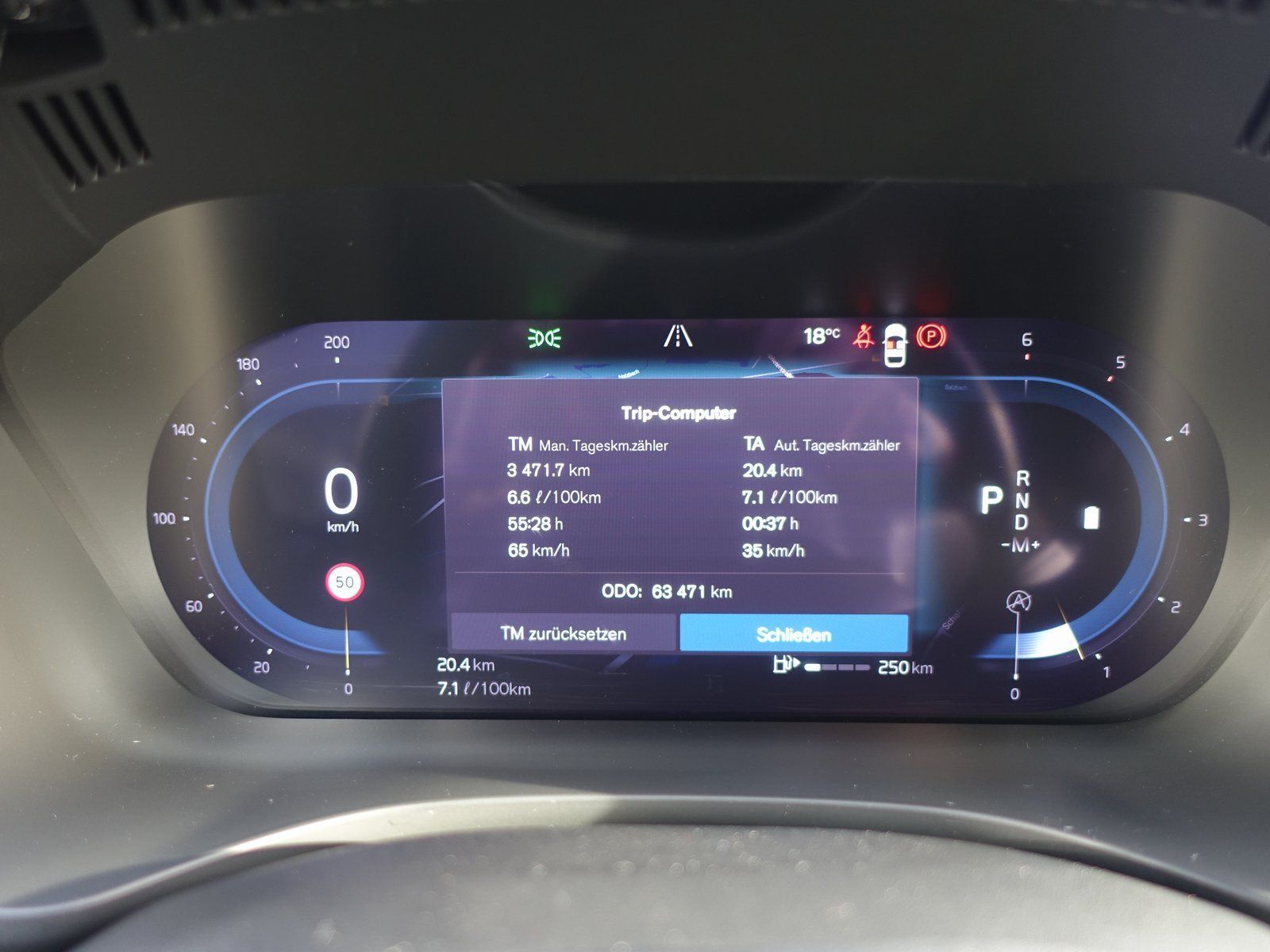 Volvo XC60 B4 Diesel Plus Dark AWD/Pano/AHK/360°/H&K