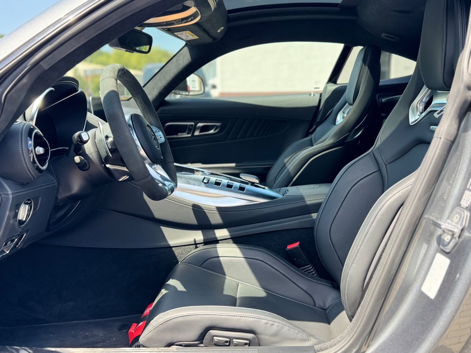 Mercedes-Benz AMG GT Coupe - Samsaru's Car Outlet