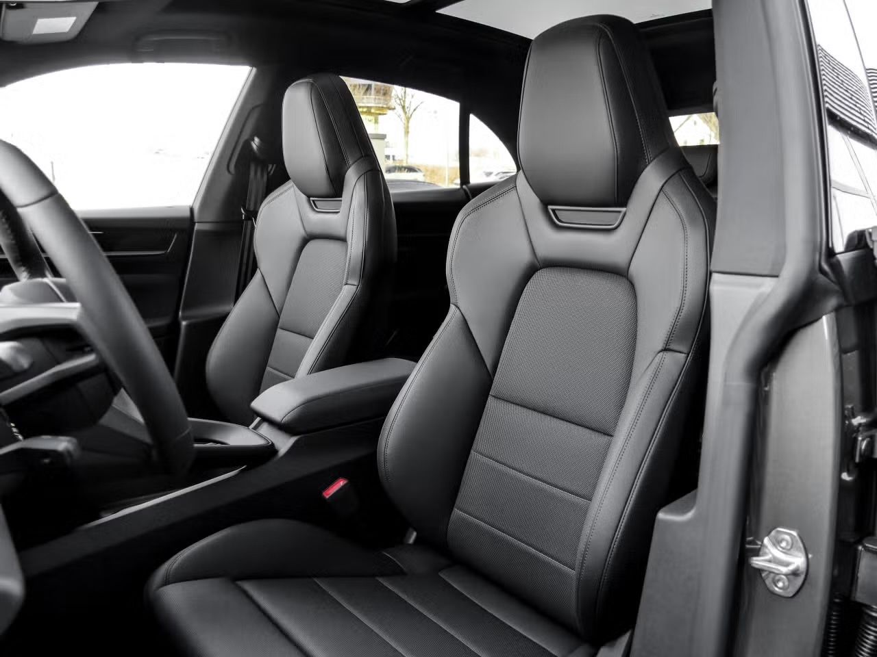 Porsche Macan 4*DISTRONIK ACC*LUFTFEDERUNG*PANORAMA*21Z