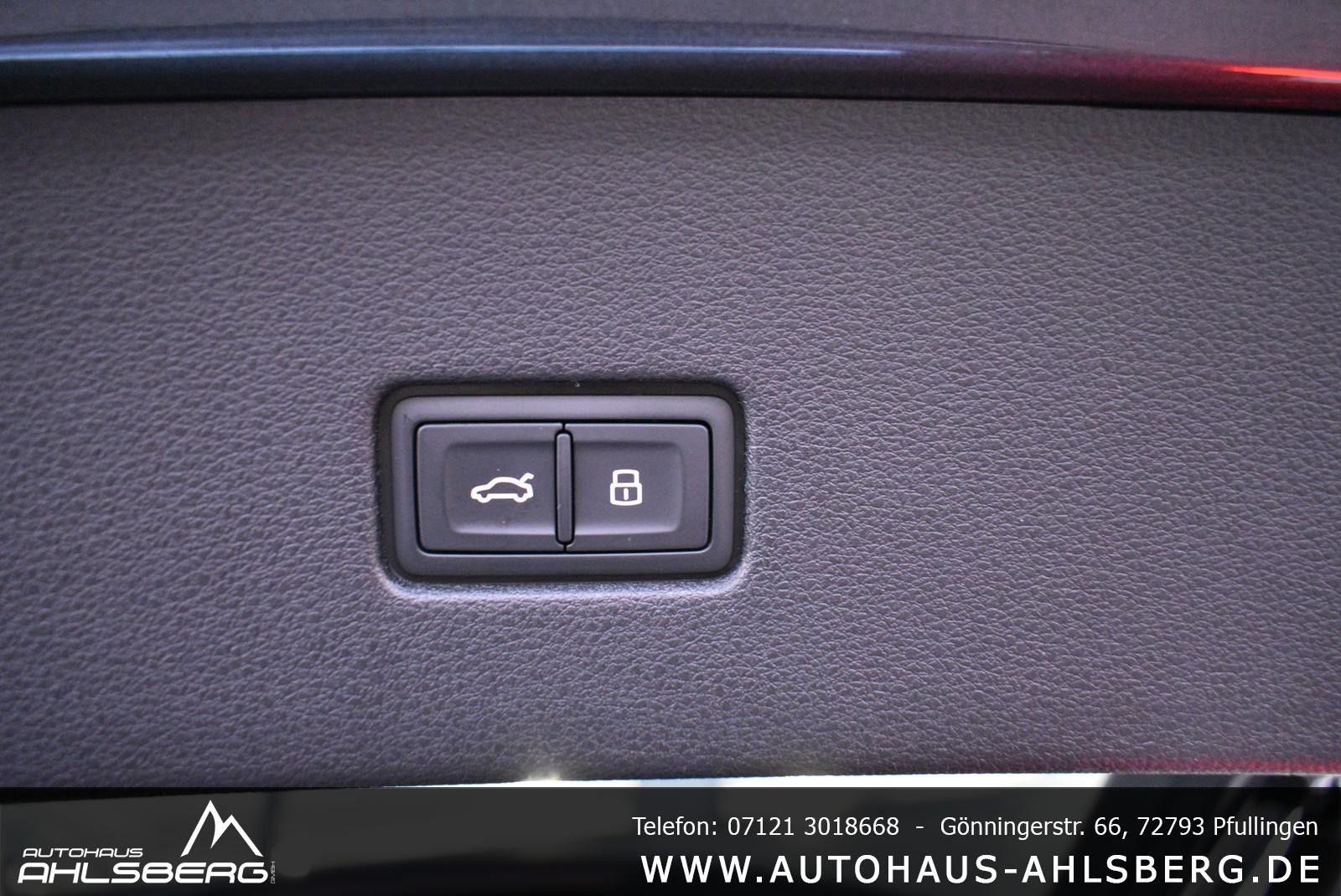 Audi Q8 S-LINE PA MATRIX/MASSA/360°/SOFT/STHZ/PANO/23