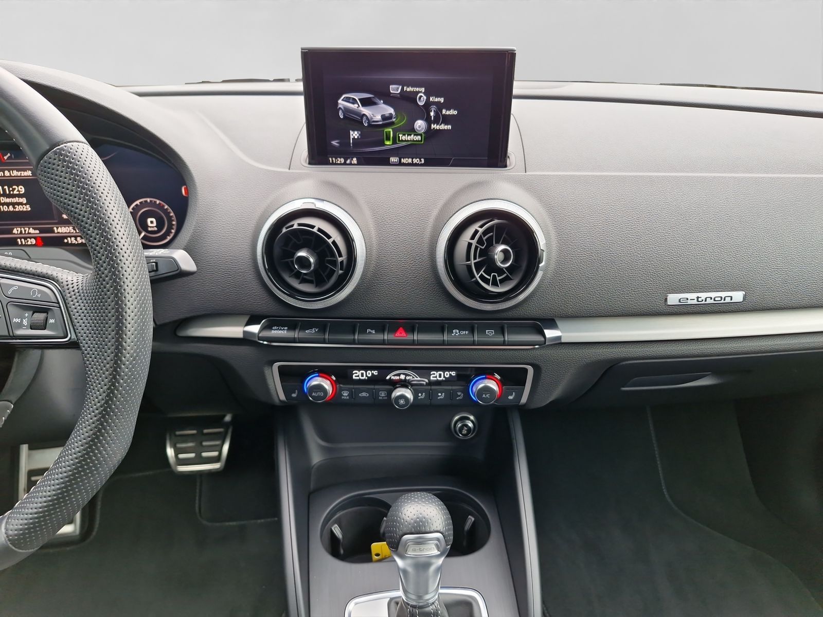 Audi A3 Sportback 40 TFSI e-tron S line - Samsaru's Car Outlet