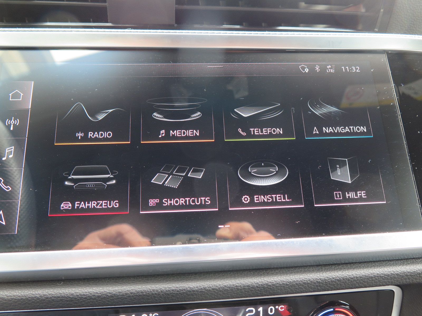 Audi Q3 Sportback 40 TFSI quattro S line - Samsaru's Car Outlet