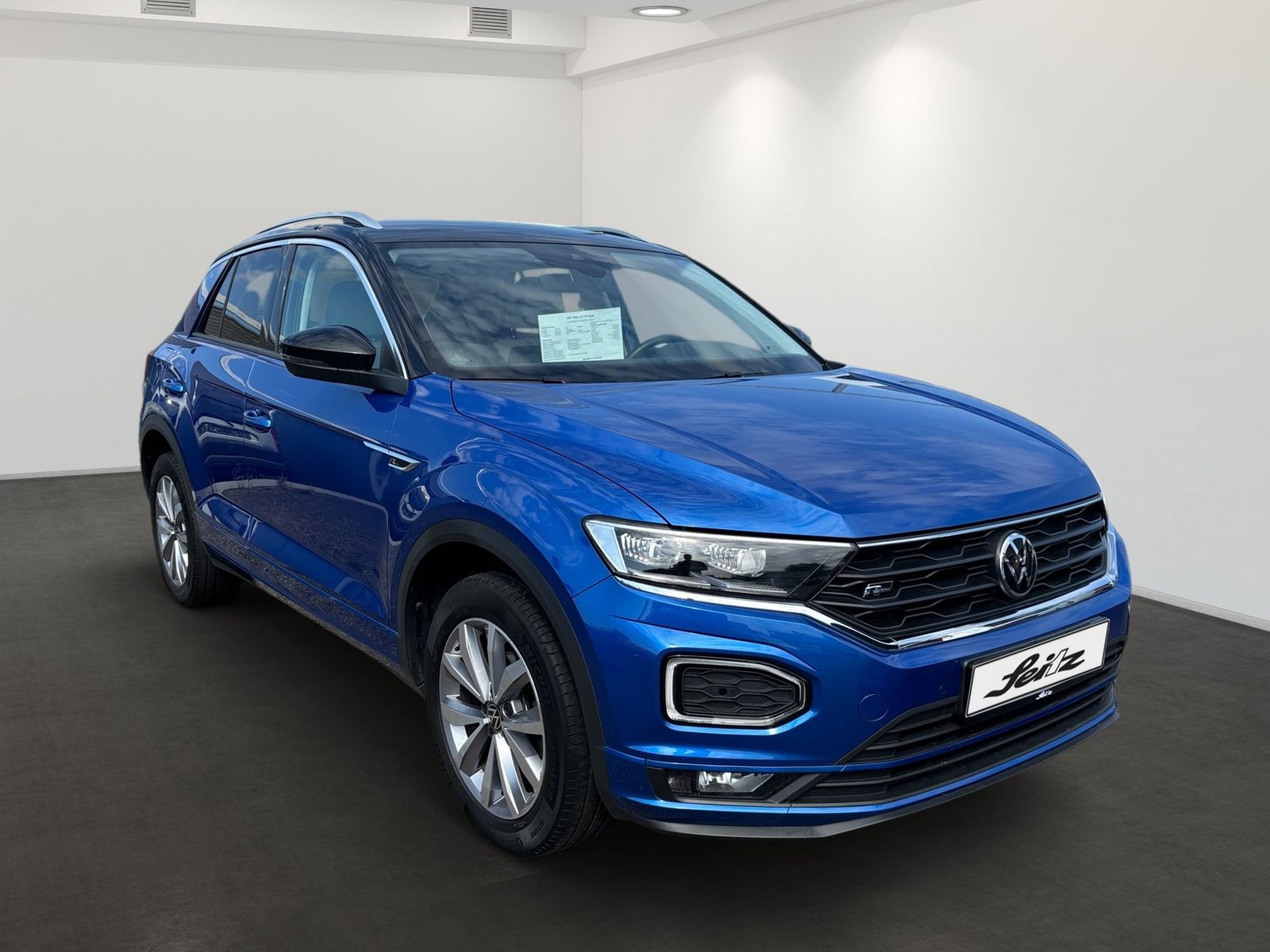 Volkswagen T-Roc 1.5 TSI Style - Samsaru's Car Outlet