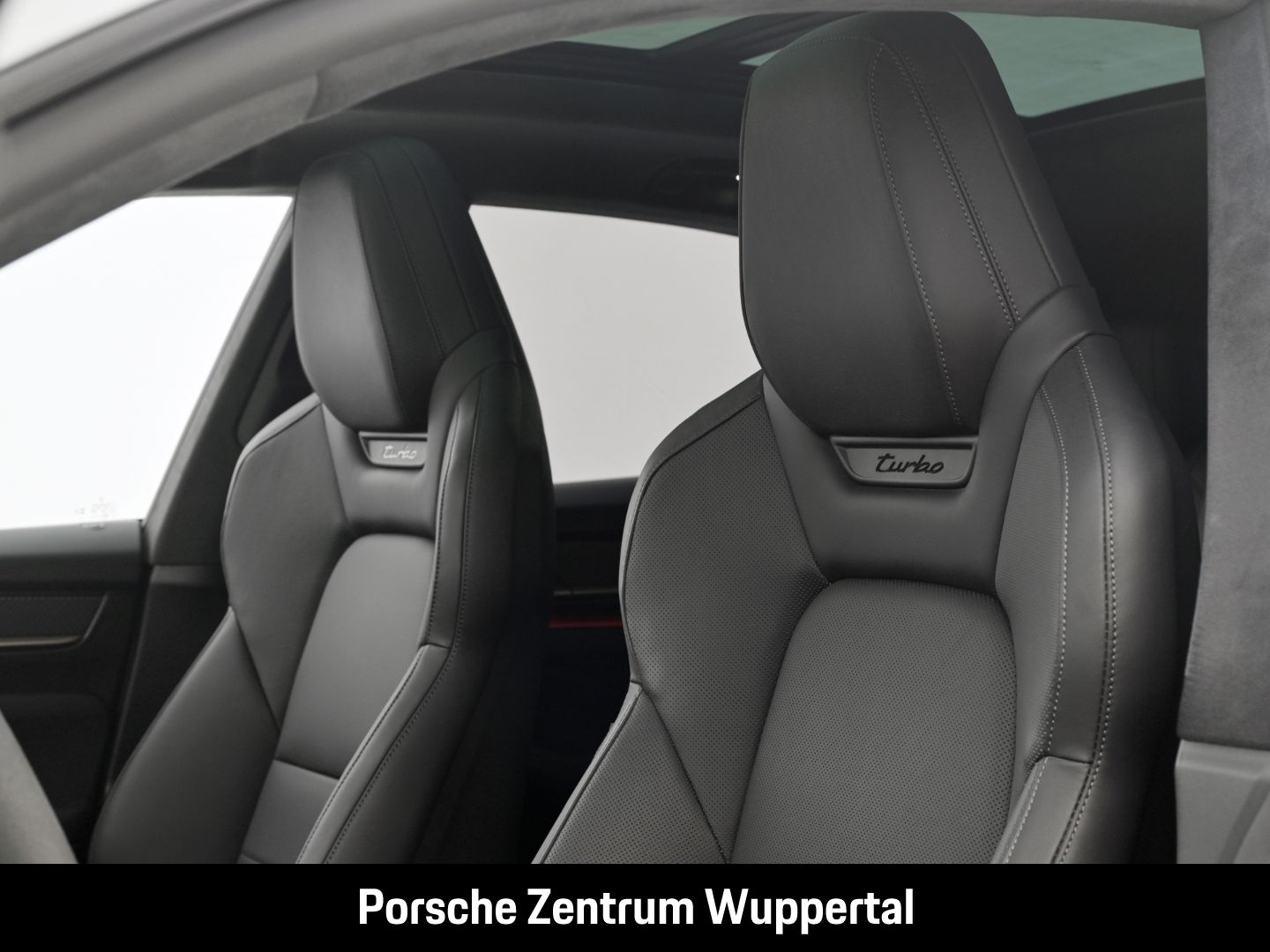Porsche Macan Turbo*SportChrono*Sitzlüftung*BOSE*Pano*LE