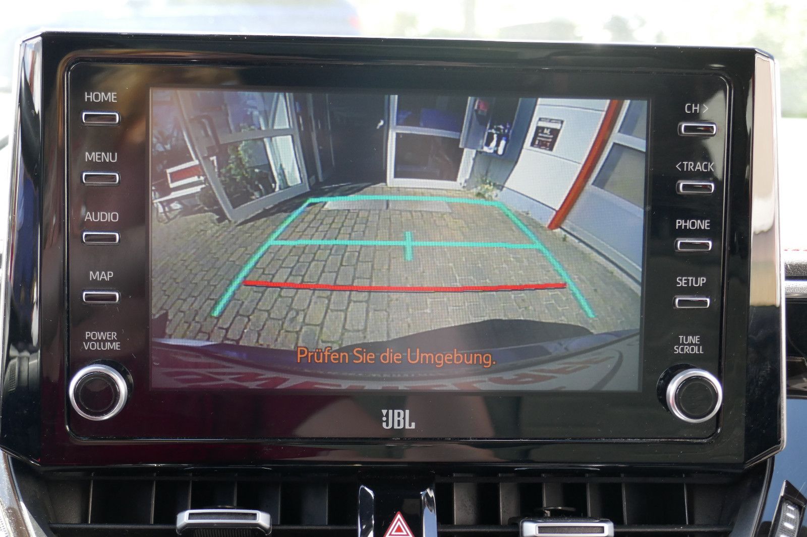 Toyota Corolla 2.0 Hybrid Lounge - Samsaru's Car Outlet