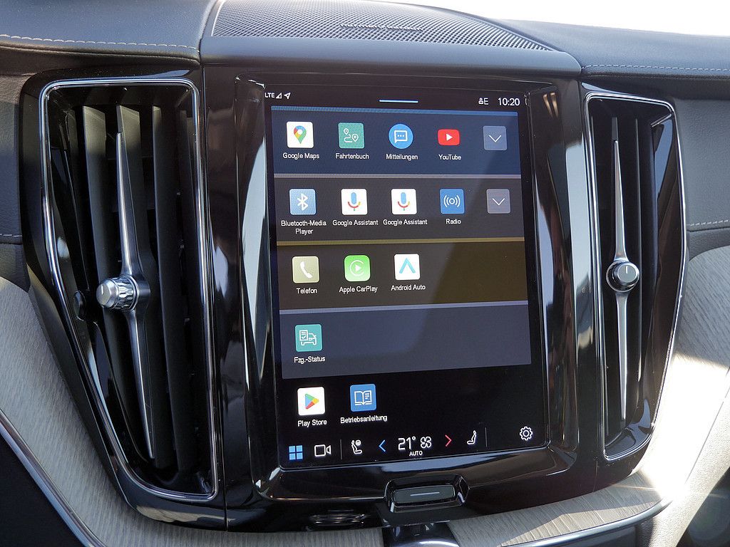 Volvo XC60 T8 Recharge Inscription FACEL. STANDHZ LED