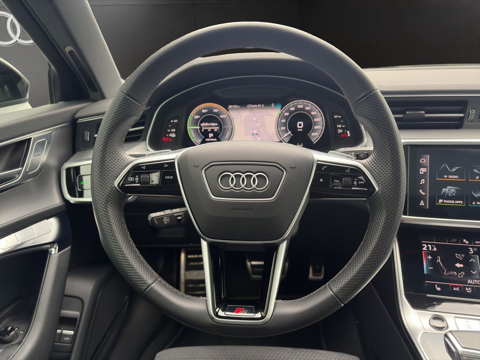 Audi A6 Avant 55 TFSI e q. S line Pano+AHK+Matrix+B&O