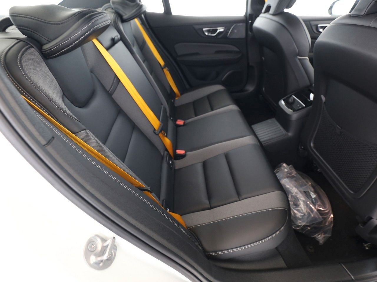 Volvo S60 T8  Polestar Engineered Recharge Plug-In Hy