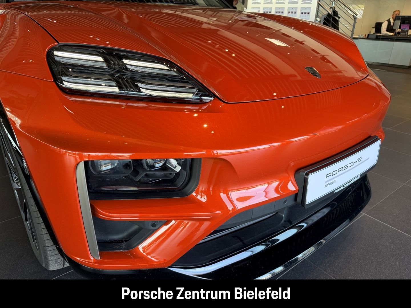 Porsche Macan Turbo HA-Lenkung InnoDrive Surround-View