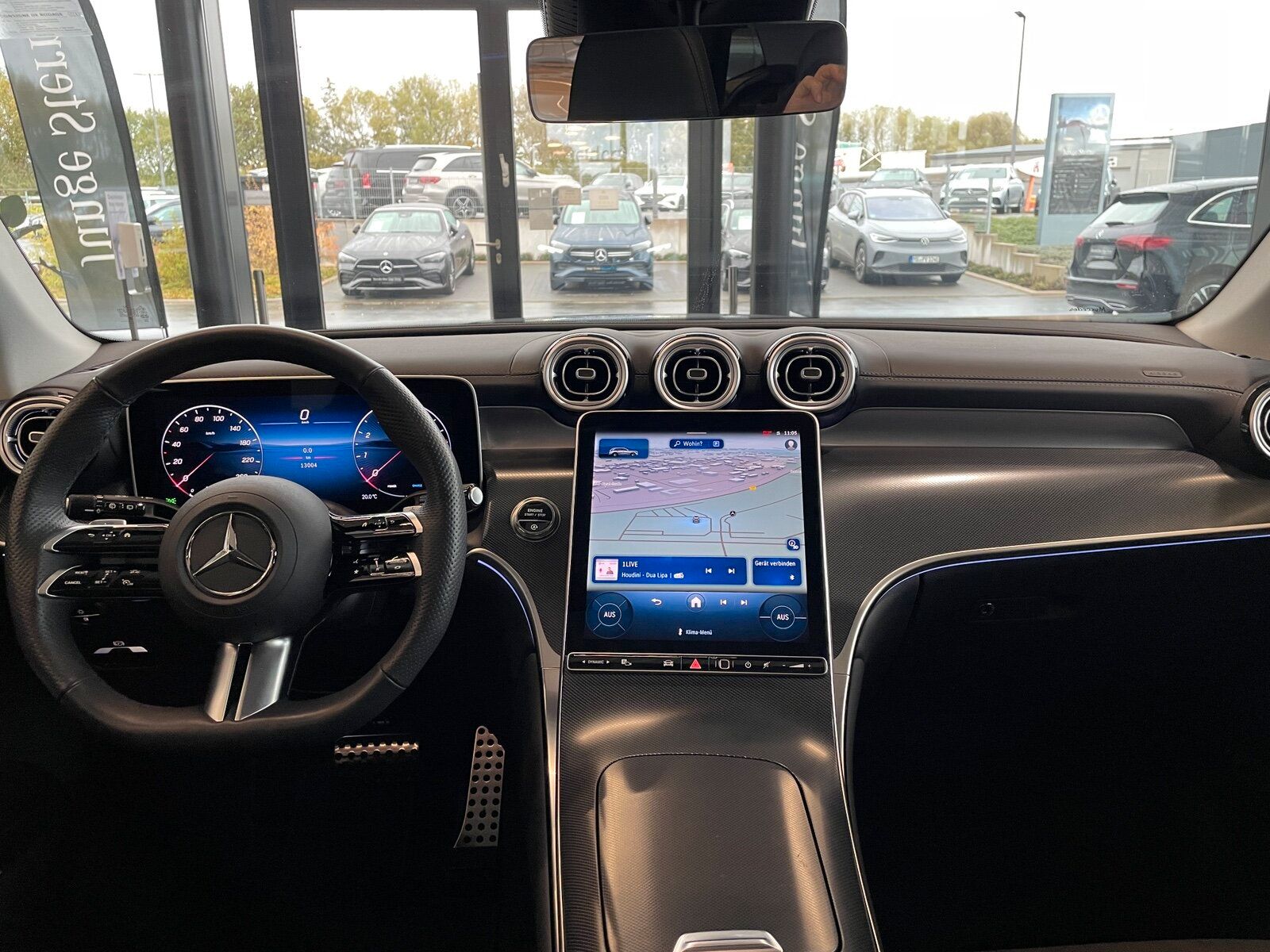 Mercedes-Benz GLC 300 4M AMG ADVANCED+ PANO DIGITALLIGHT AHK
