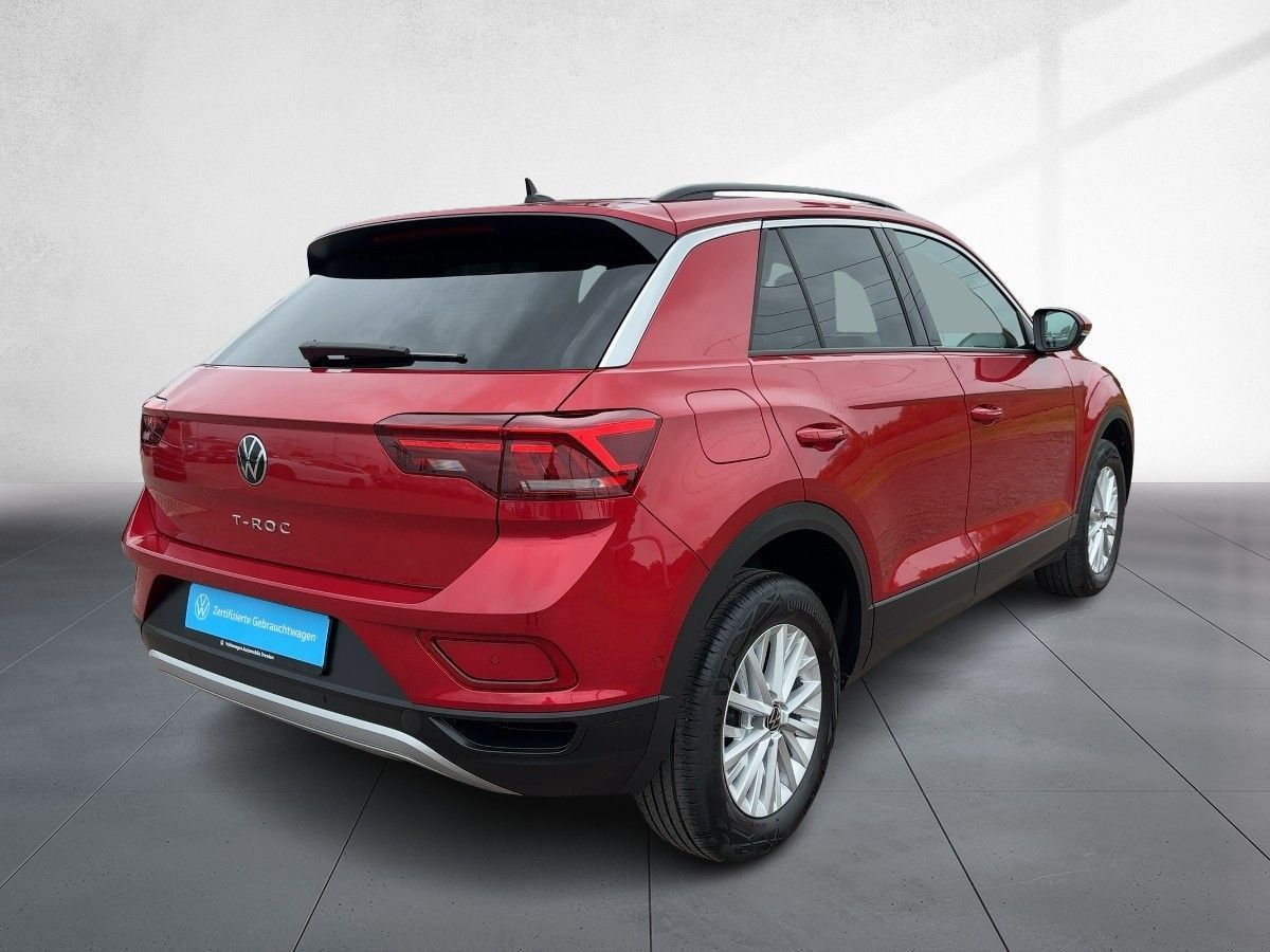 Volkswagen T-Roc 1.0 Life - Samsaru's Car Outlet