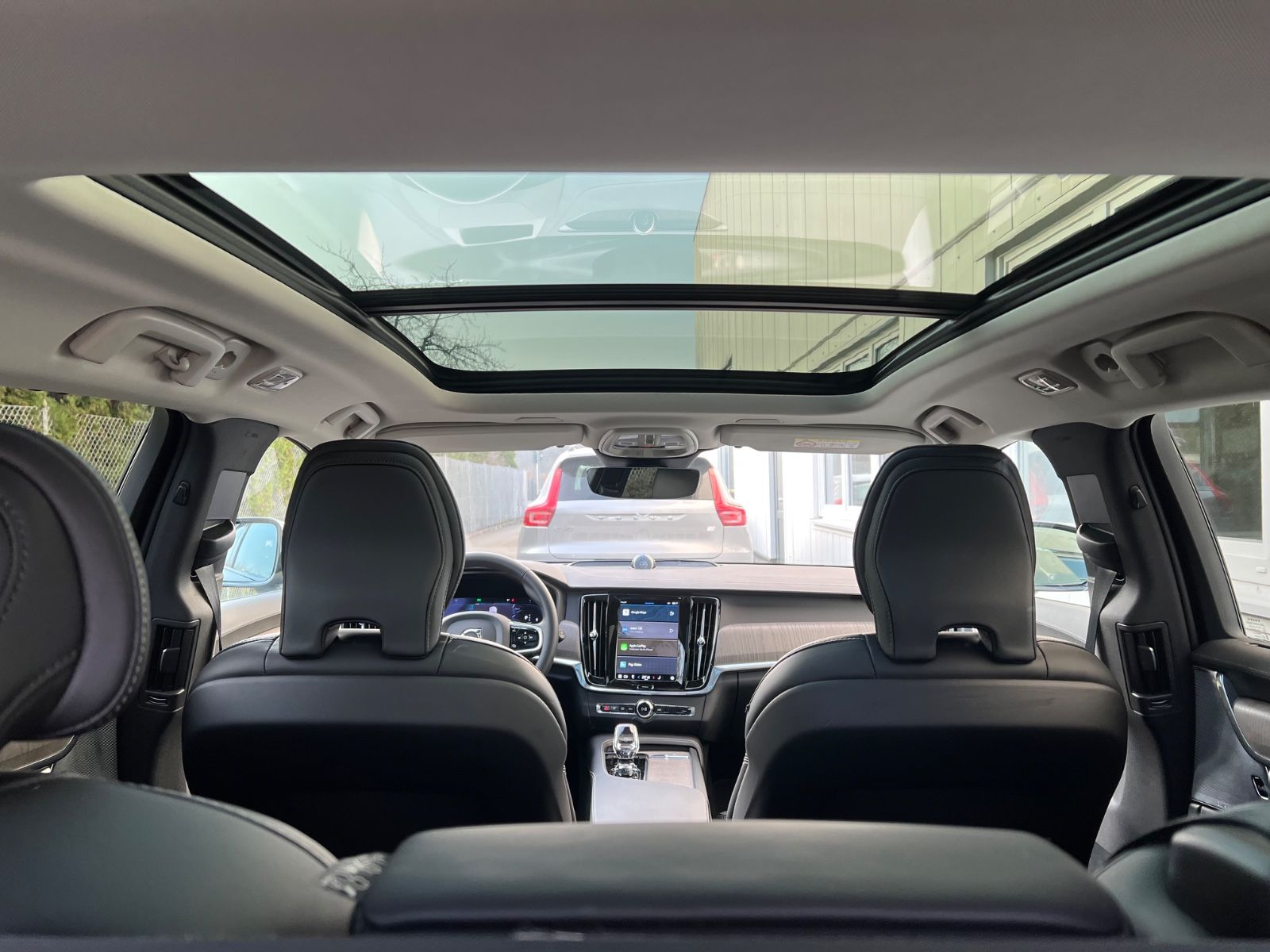 Volvo V90 Cross Country B5 AWD Ultimate AHK GARANTIE