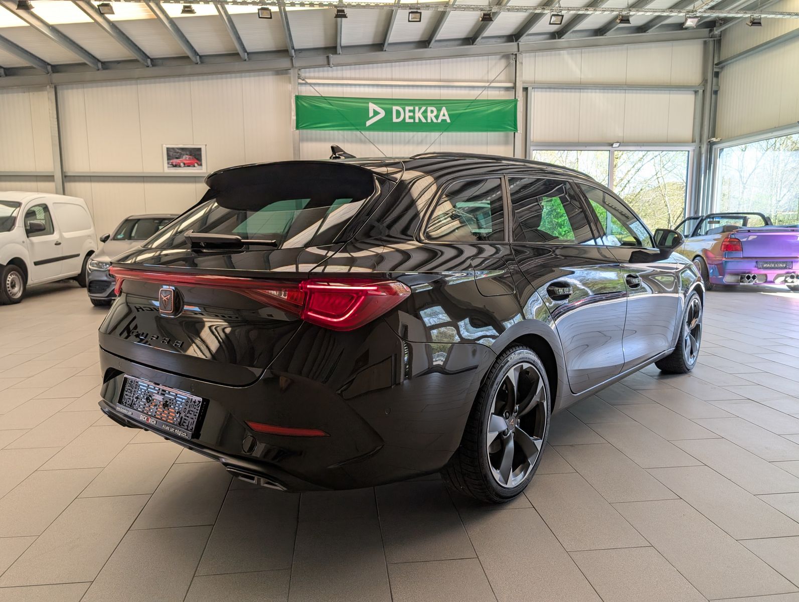 Cupra Leon 1.5eTSI DSG Matrix - Samsaru's Car Outlet
