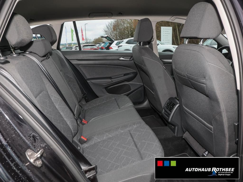 Volkswagen Golf VIII Variant Life 1.5 eTSI DSG - Samsaru's Car Outlet