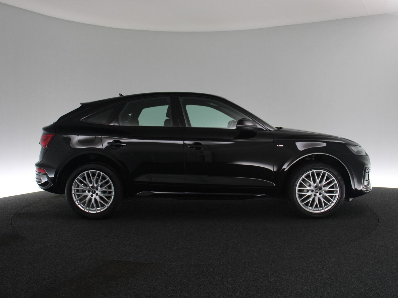 Audi Q5 Sportback 55 TFSI e quattro S line AHK LED