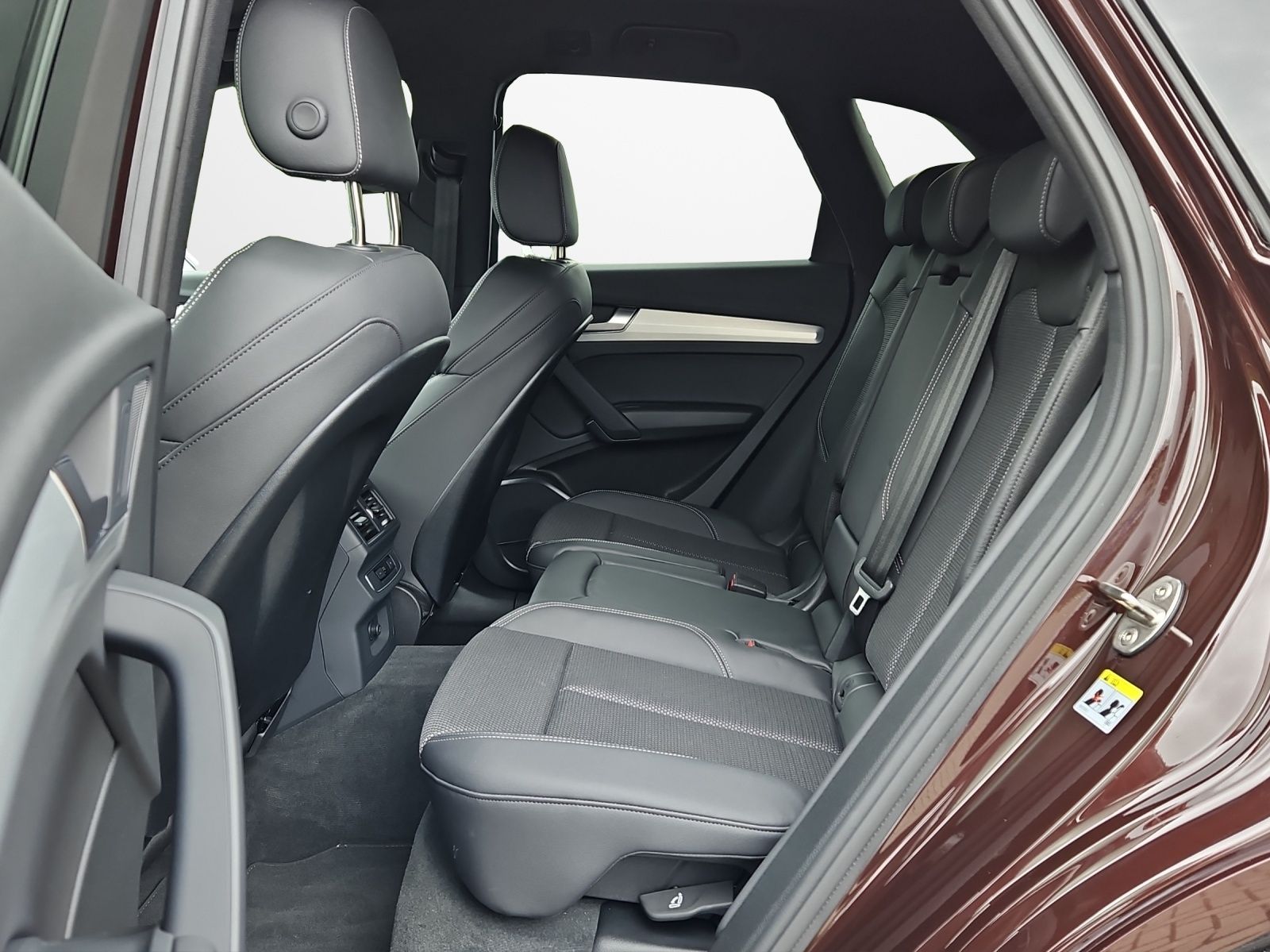 Audi Q5  40 TDI S tronic S line NaviPlus Mtarix AHK 2