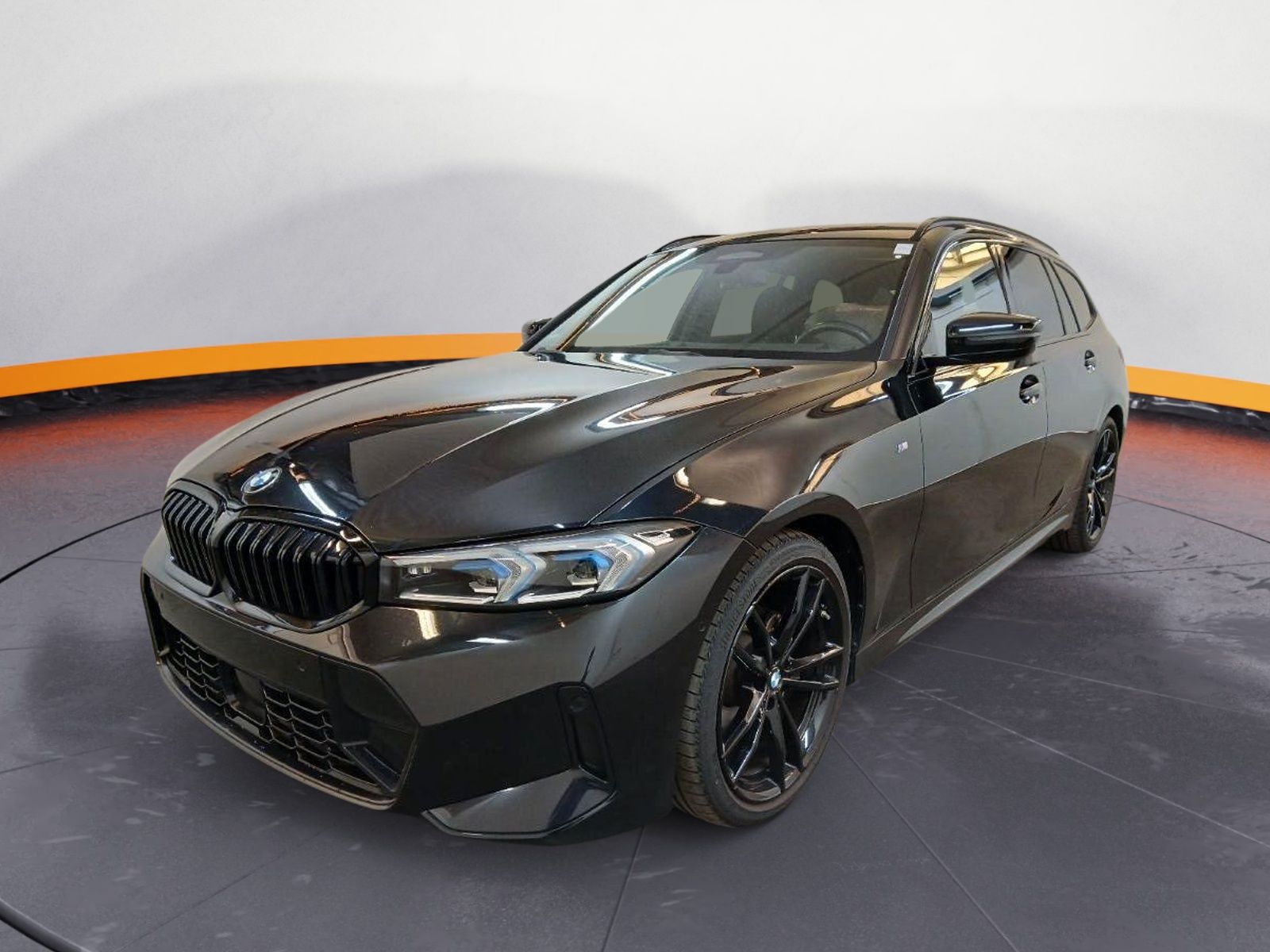 BMW 320d touring xDrive M-Sport Innovation - Samsaru's Car Outlet
