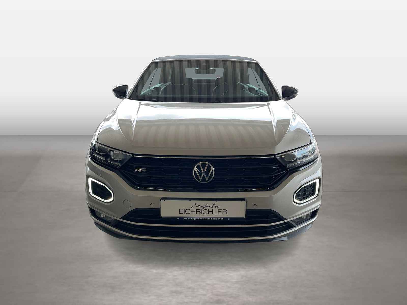 Volkswagen T-Roc 1.5 TSI DSG R-Line - Samsaru's Car Outlet