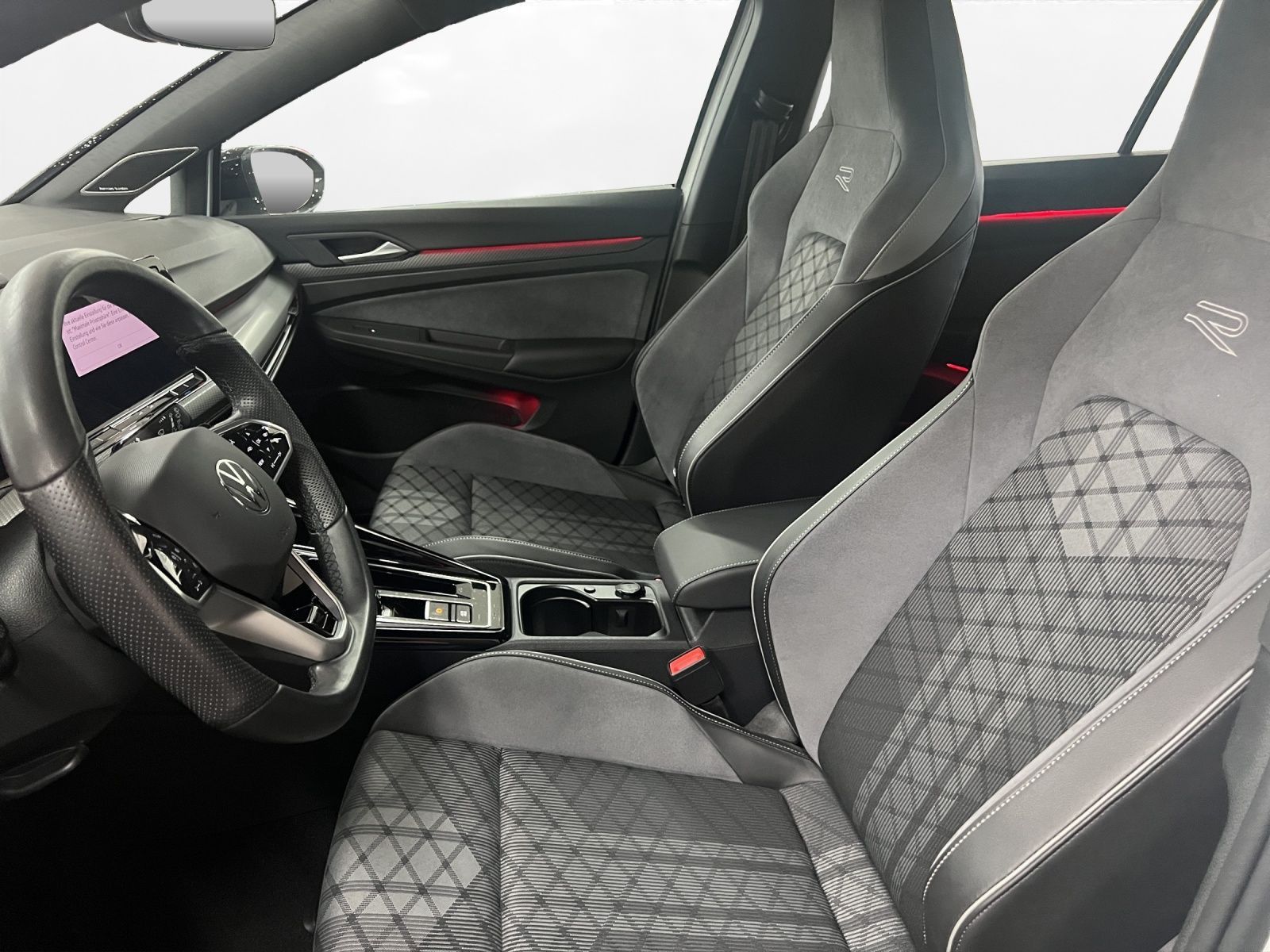 Volkswagen Golf VIII Variant 2.0 TSI 4M R-Line AHK Pano LM