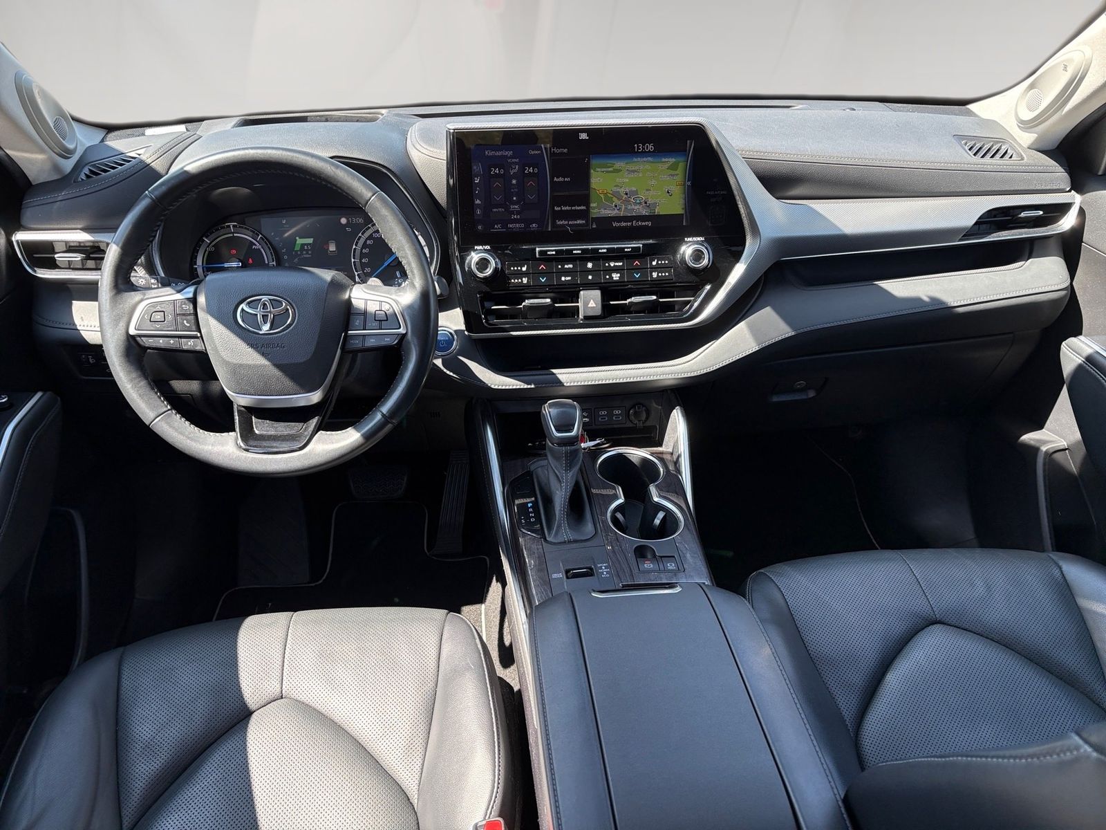 Toyota Highlander 2.5 Hybrid 5-Türer Luxury 7-Sitzer AU