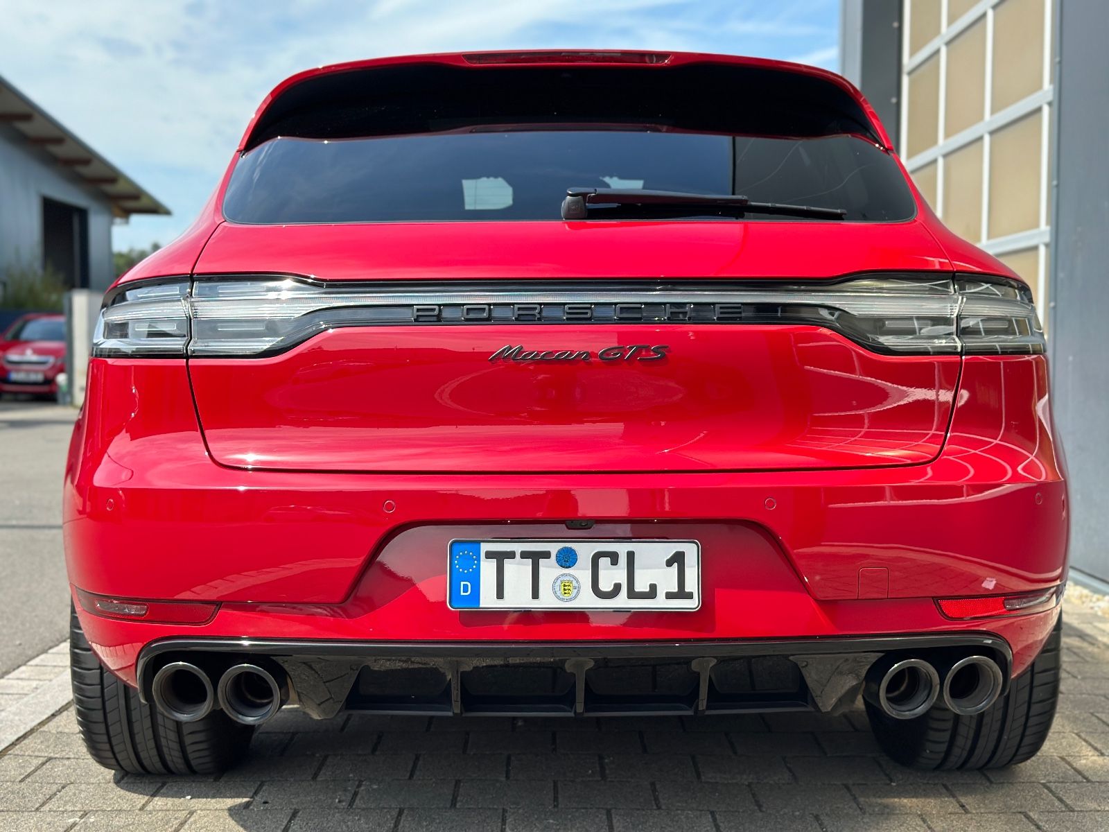 Porsche Macan GTS - Samsaru's Car Outlet