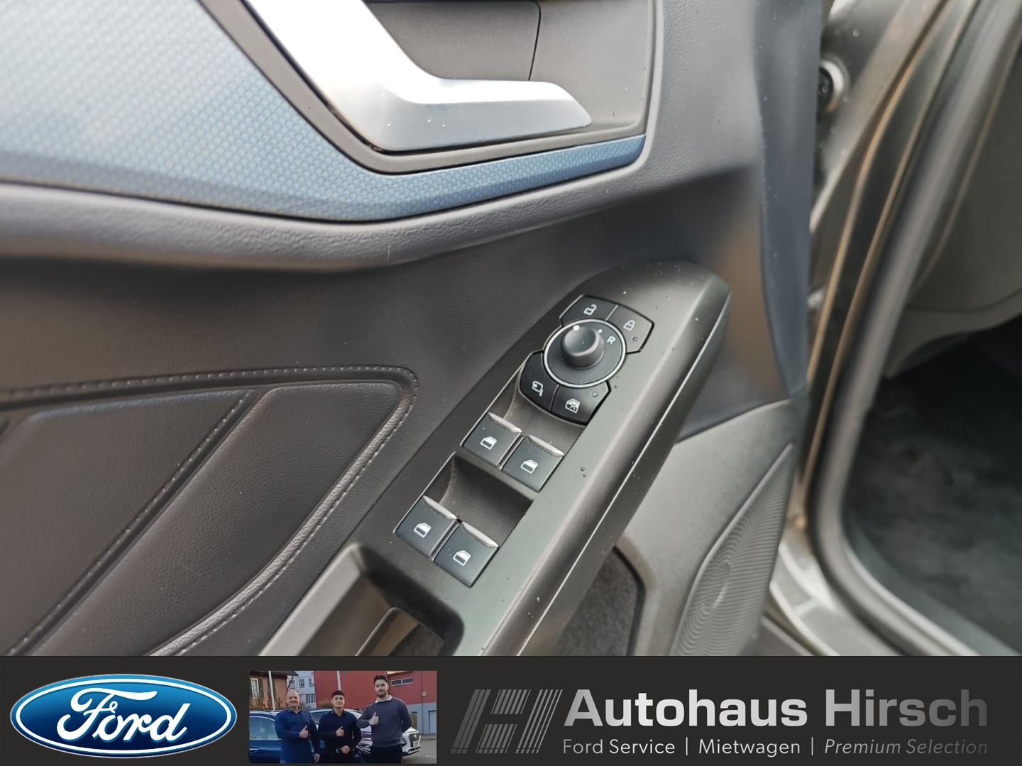 Ford Focus Turnier Active Navi LED ACC CarPlay WLAN D