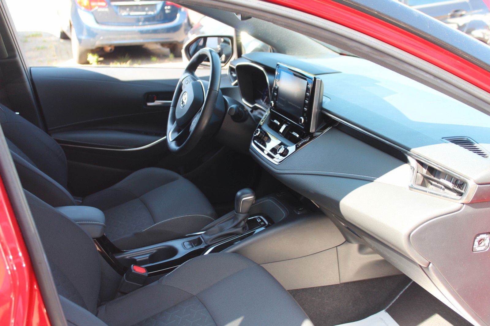 Toyota Corolla Hybrid Club - Samsaru's Car Outlet