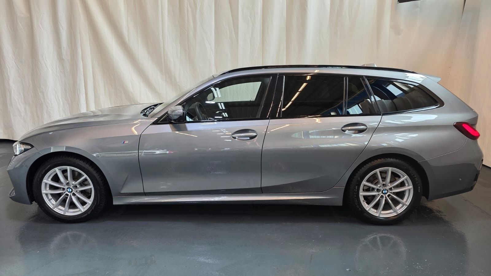 BMW 320 3 Touring 320 d xDrive M Sport Kamera 360