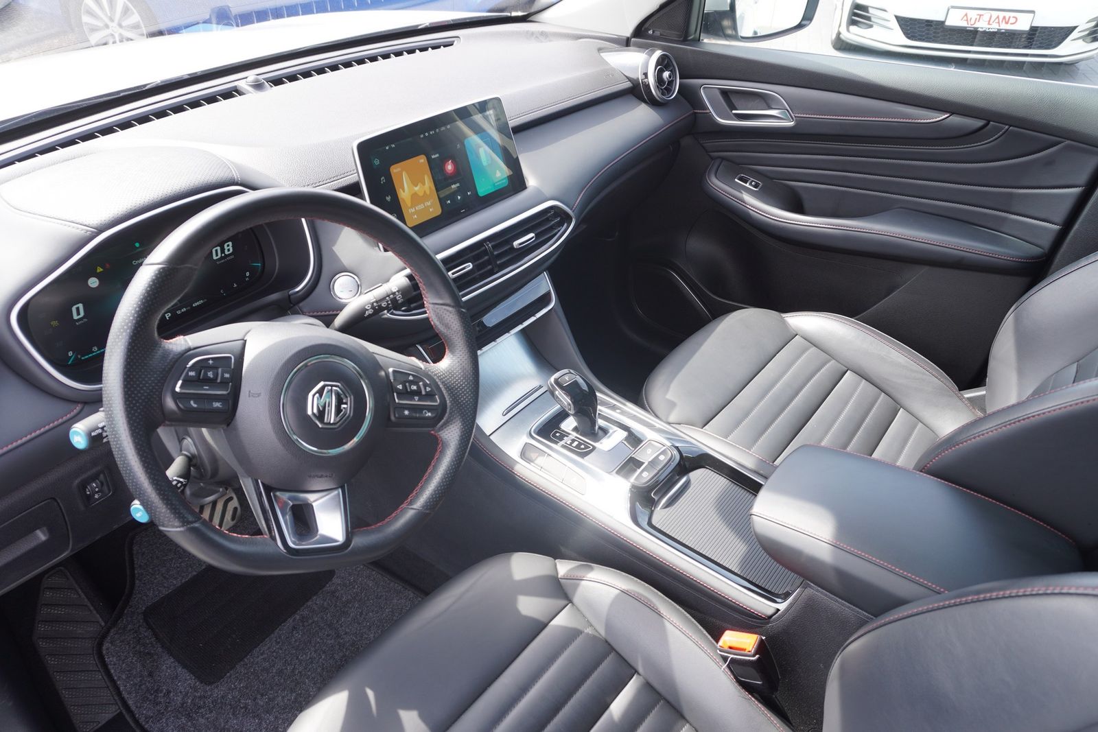 MG HS 1.5 T-GDI Luxury Aut. LED Navi Pano 360°