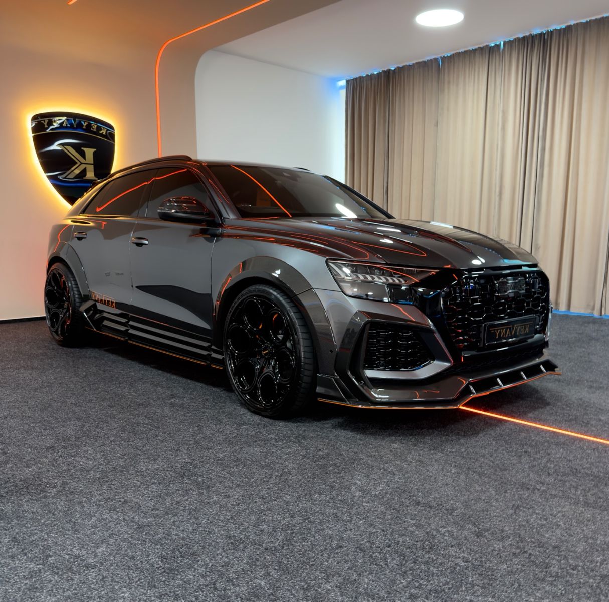 Audi RSQ8 KEYVANY CARBON/KERAMK/B&O/STAN.HZ/DYNMK.PLS
