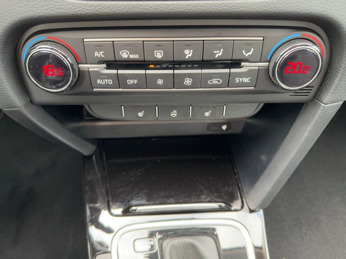 Kia cee'd 1.5T Spirit - Samsaru's Car Outlet