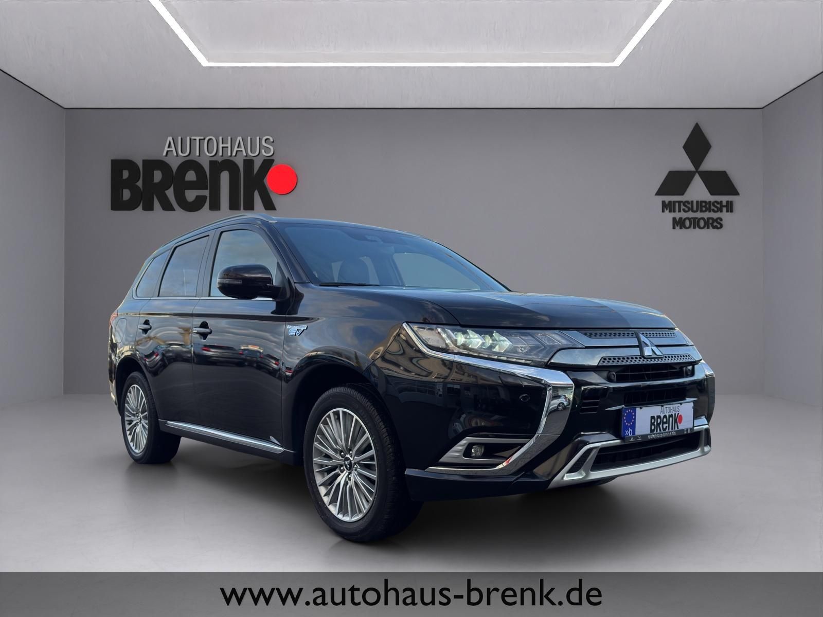 Mitsubishi Outlander 2.4 4WD Plug-In Hybrid Top *Navi*